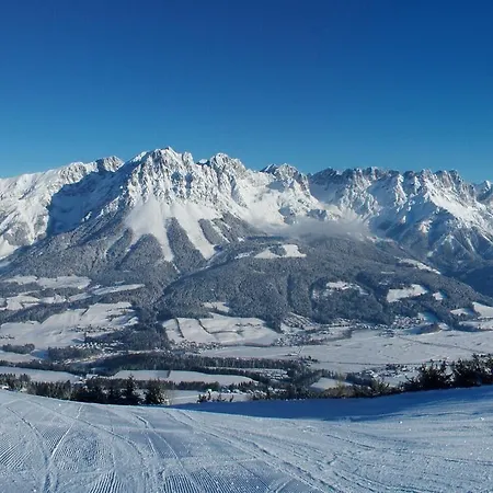 Tirol Hotel