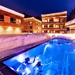 Hotel Tirol