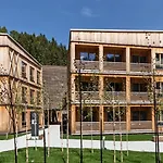 Tirol 3*