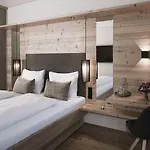 Tirol Hotel Ellmau