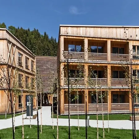 Tirol 3*