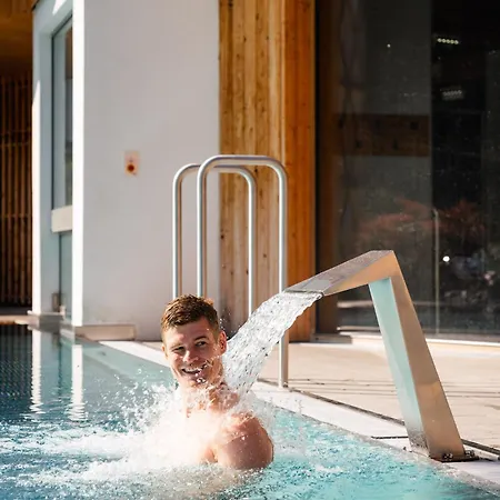 Tirol Hotel
