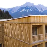 Tirol 3*