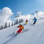 מלון Tirol 3*