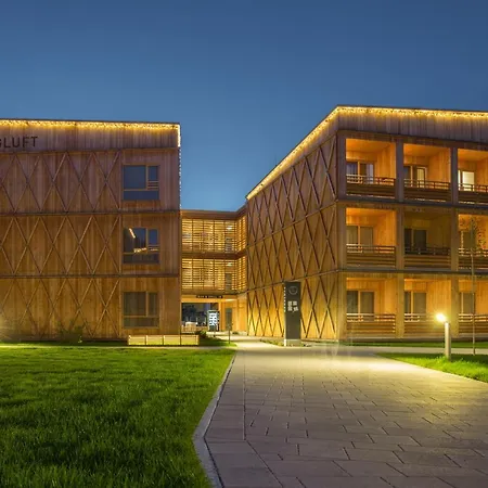Tirol Hotel 3*