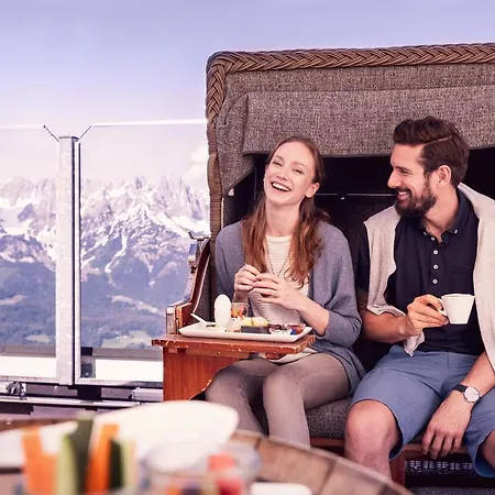 Hotel Tirol 3*