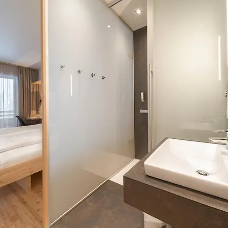 Hotel Tirol